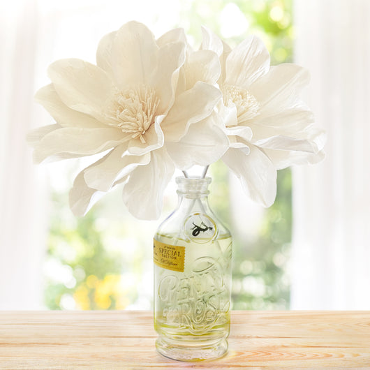 Signature Floral Diffuser Set | Enchanted Lily